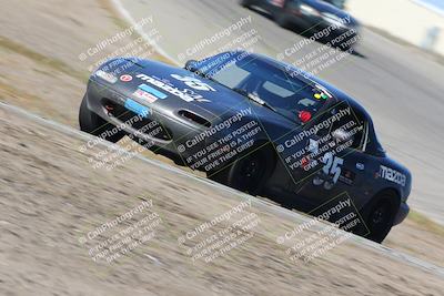 media/Apr-30-2022-CalClub SCCA (Sat) [[98b58ad398]]/Group 5/Race (Outside Grapevine)/